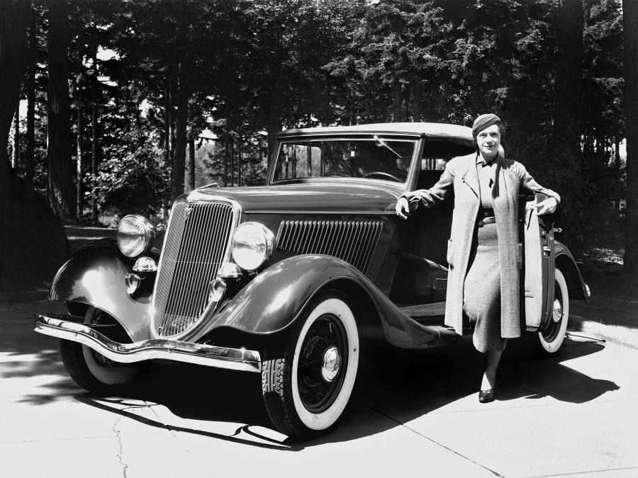  Ford V8 Deluxe Cabriolet (40/760) 1934 года  (фото 17 из 17)